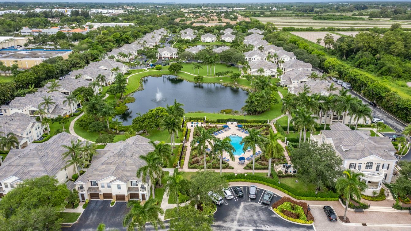 Boca Raton Apartments The Charleston Gallery